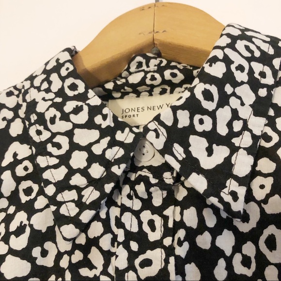 Jones New York Leopard Print Button Down Shirt - Picture 4 of 8